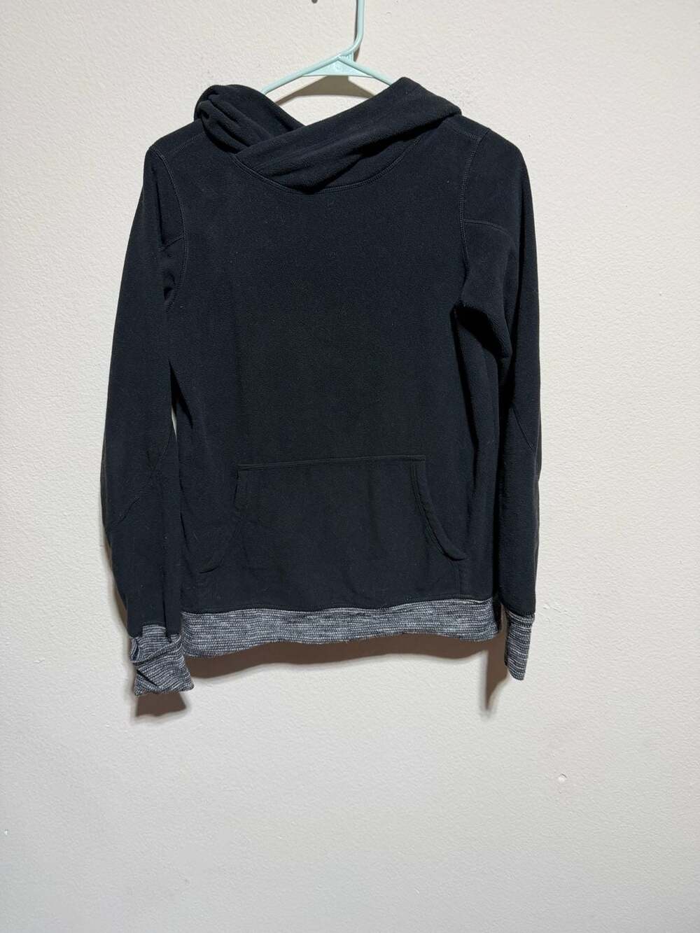 Lululemon Black Runaway Fleece Pullover Hoodie with Coco Pique Trim